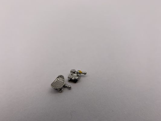 Les supports orthopédiques en acier inoxydable Roth sont parfaits pour l'orthodontie.