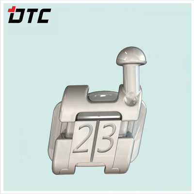 Des supports MBT auto-ligants pour la solution orthodontique.