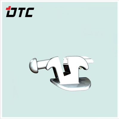 Des supports MBT auto-ligants pour la solution orthodontique.