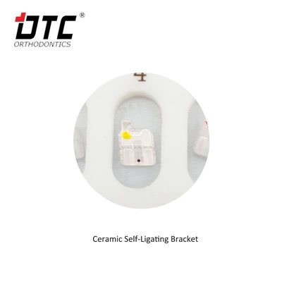 DTC Dental Clear Self Ligating Brackets pour la classification des instruments MBT/Roth de classe II