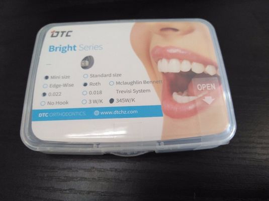Les supports dentaires certifiés CE ISO DTC Le choix à la mode pour le traitement orthodontique