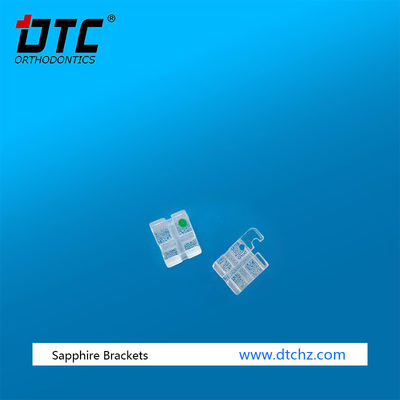 Traitement orthodontique avec DTC Sapphire Bracket Dental Brace Norme ISO