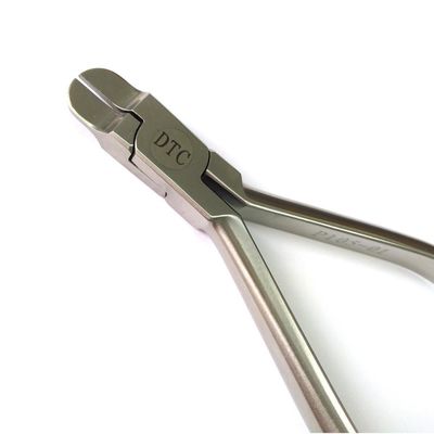 Des pinces à couple orthodontiques dentaires conformes à la norme ISO pour un traitement orthodontique efficace